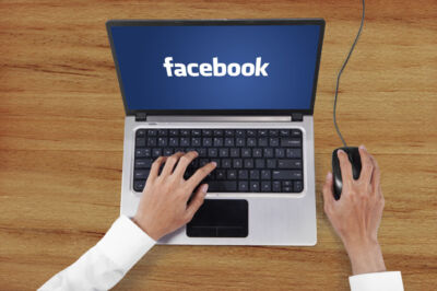 Se il politico è social: così i leader mondiali usano le pagine Facebook