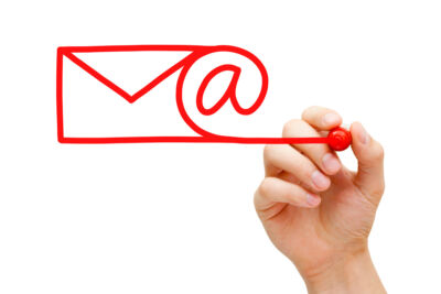 Avere indirizzi email professionali, con la denominazione coerente rispetto al sito: il pacchetto Business Premium di GoDaddy