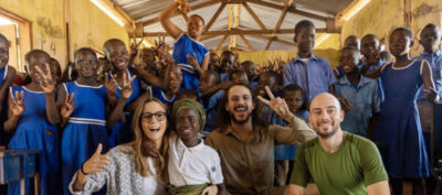 La nuova campagna ActionAid “Non chiederti quanto costa, chiediti quanto vale” parla di solidarietà e racconta il viaggio in Ghana dei The Jackal