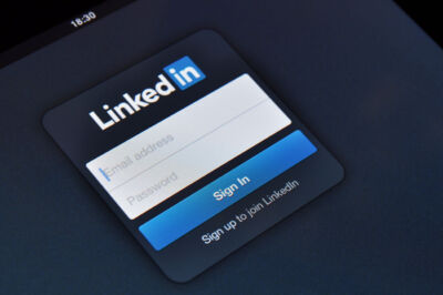 C'è un nuovo sistema di verifica dell'identità su LinkedIn che richiama quello delle spunte blu