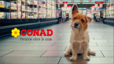 È un cagnolino il protagonista del nuovo spot Conad in onda in anteprima a Sanremo 2024